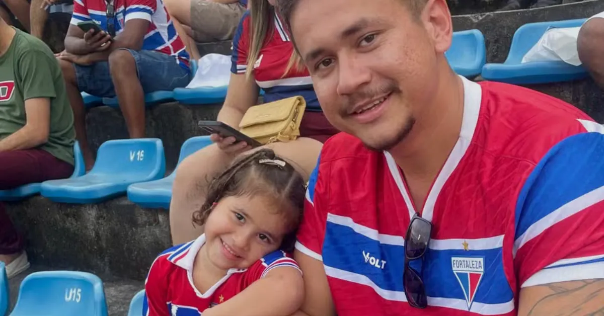 Celebração de gol do Fortaleza viraliza com pai e filha