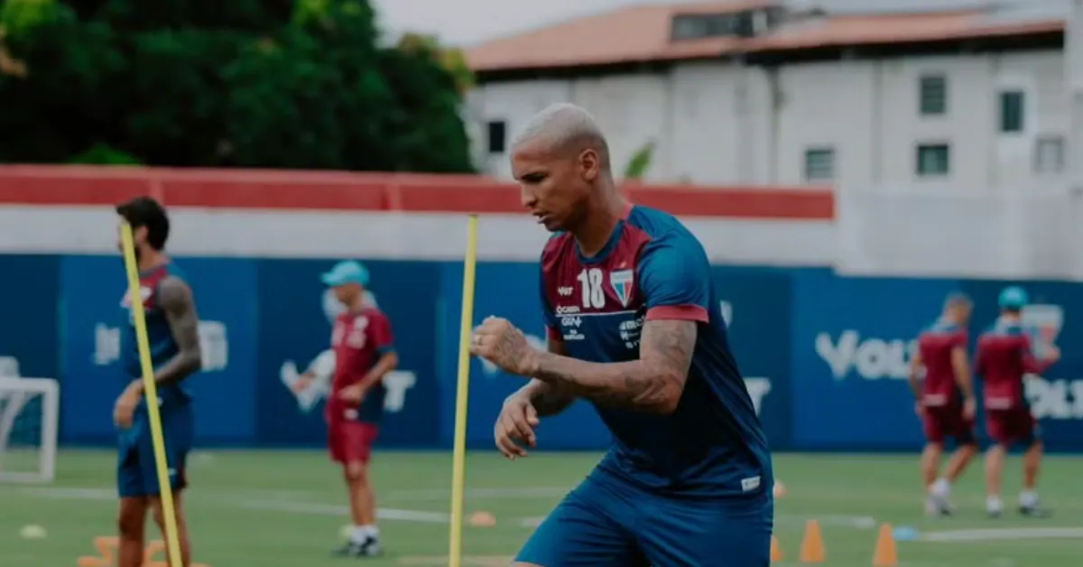 Fortaleza: Torcida Exige Retorno de Deyverson Após Fracasso Recente no Brasileirão
