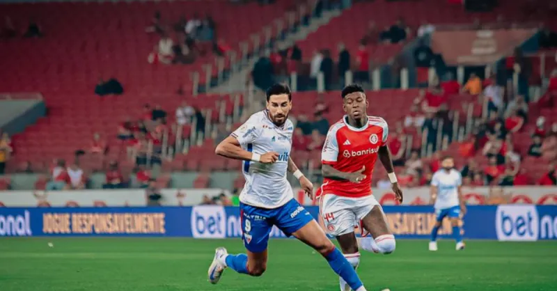 Fortaleza: Duelo Crucial Contra Inter Pressionado e Retorno de Thiago Maia